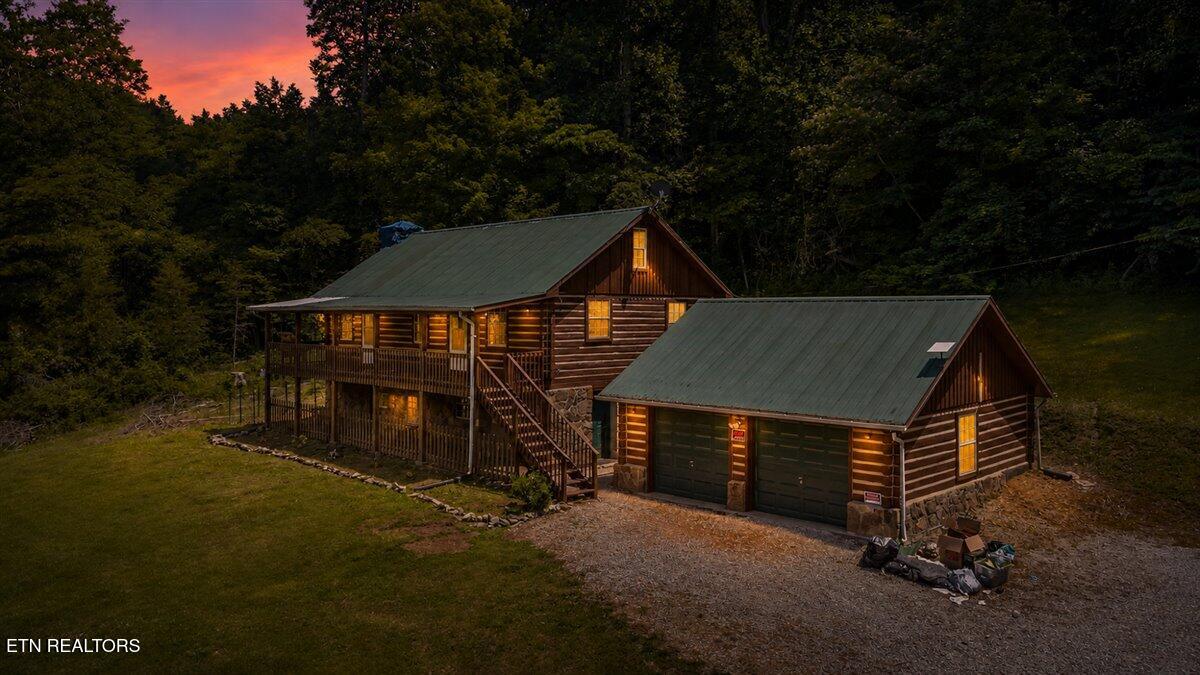 696 Young Rd, LaFollette