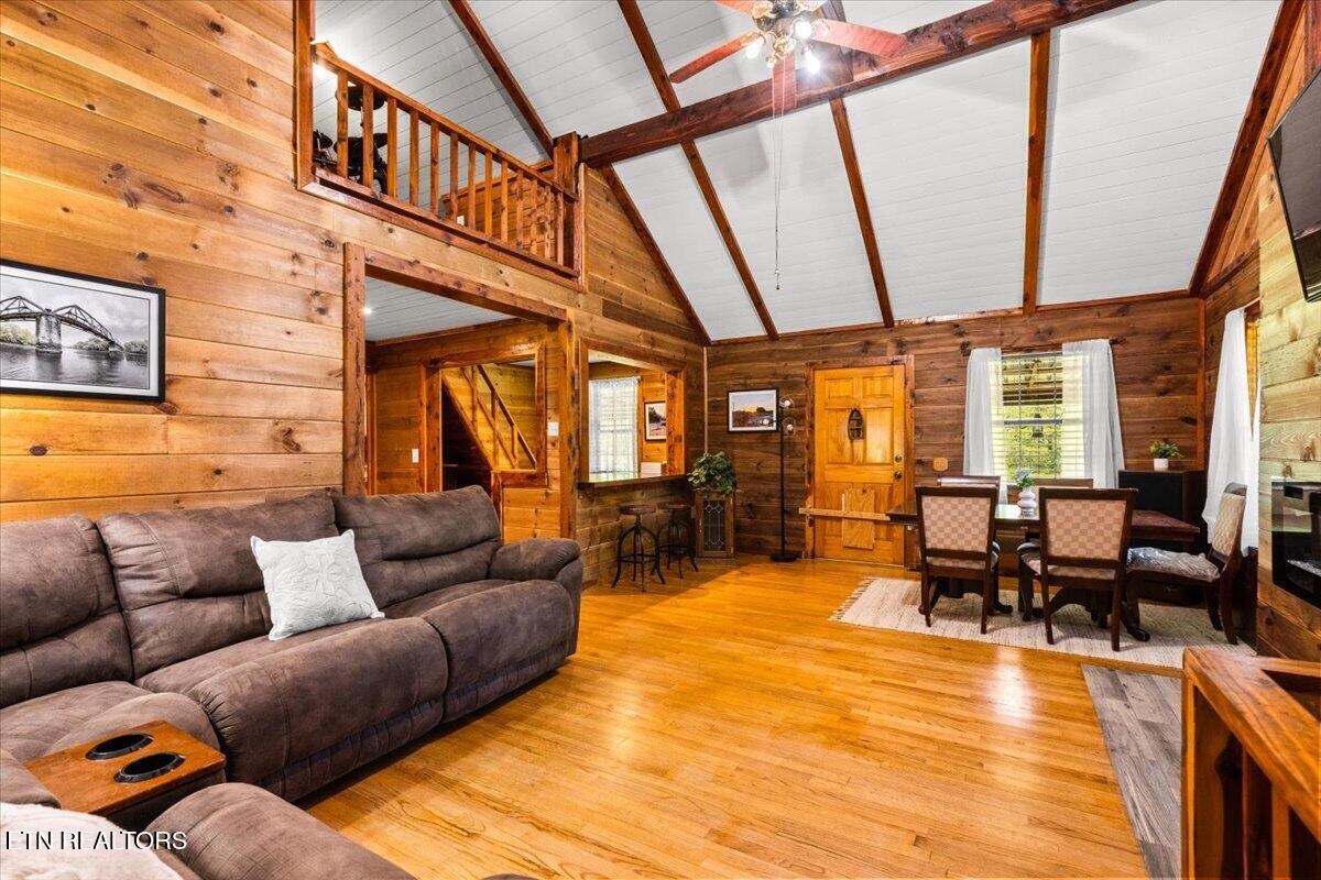 696 Young Rd, LaFollette