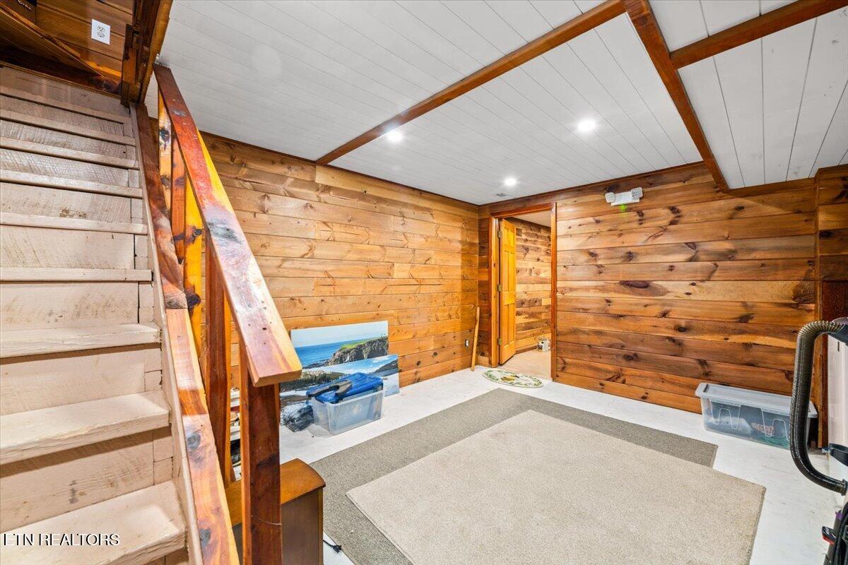 696 Young Rd, LaFollette
