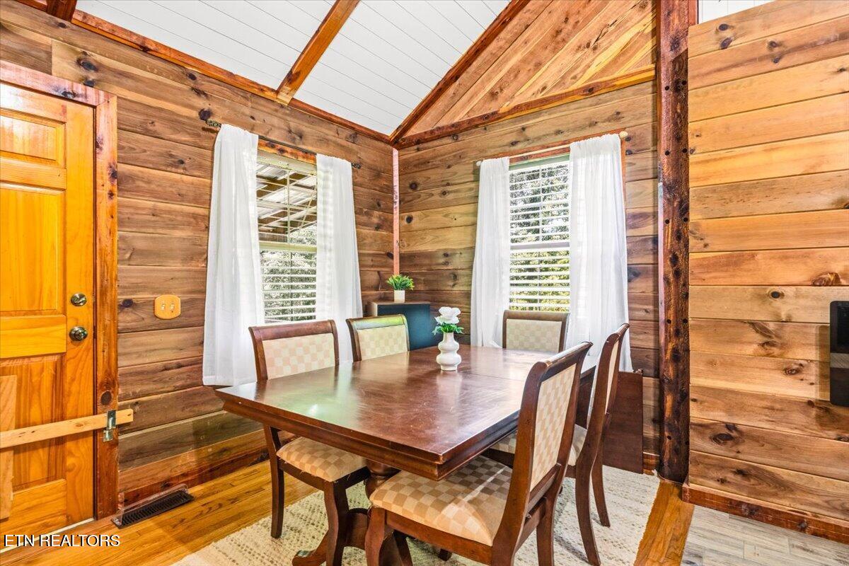 696 Young Rd, LaFollette