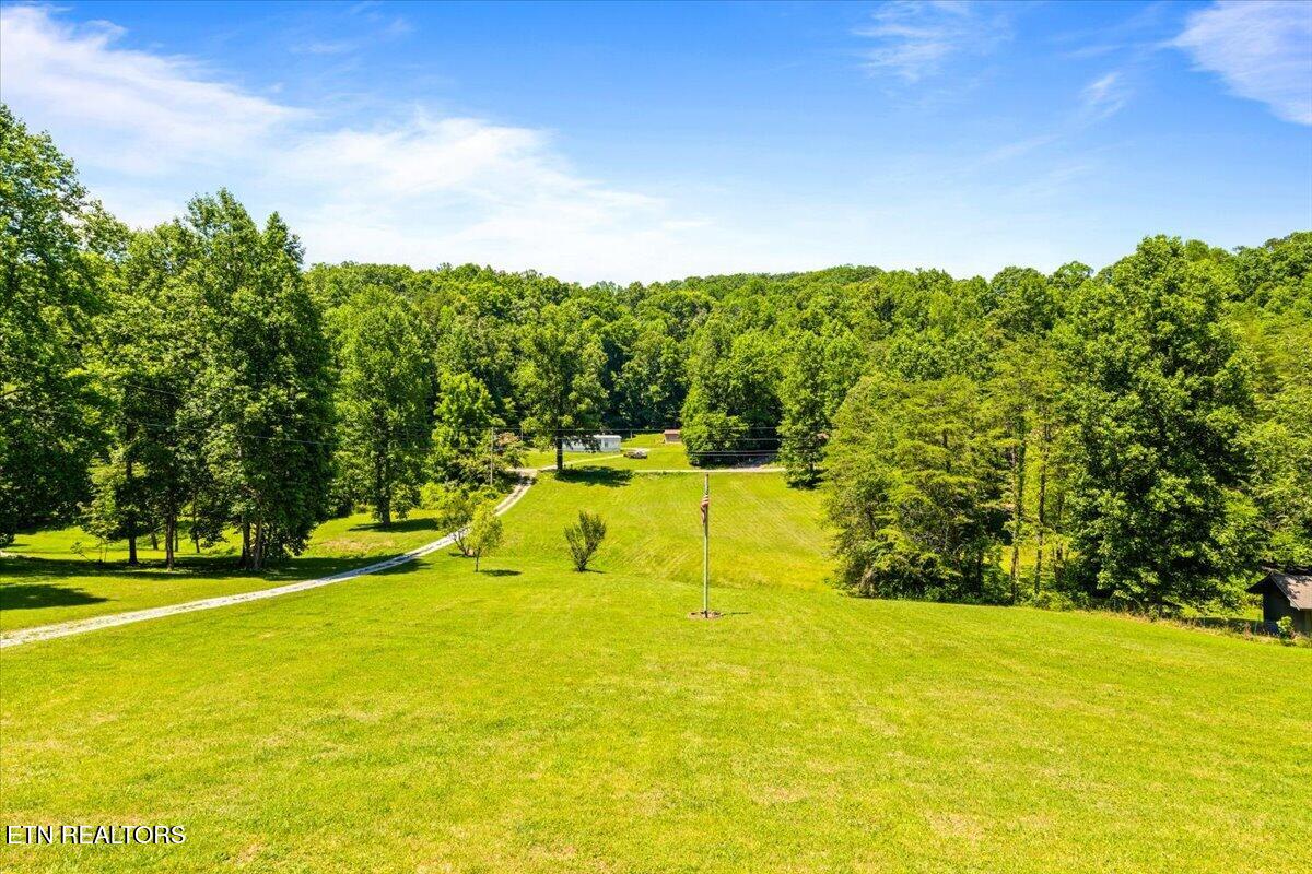 696 Young Rd, LaFollette