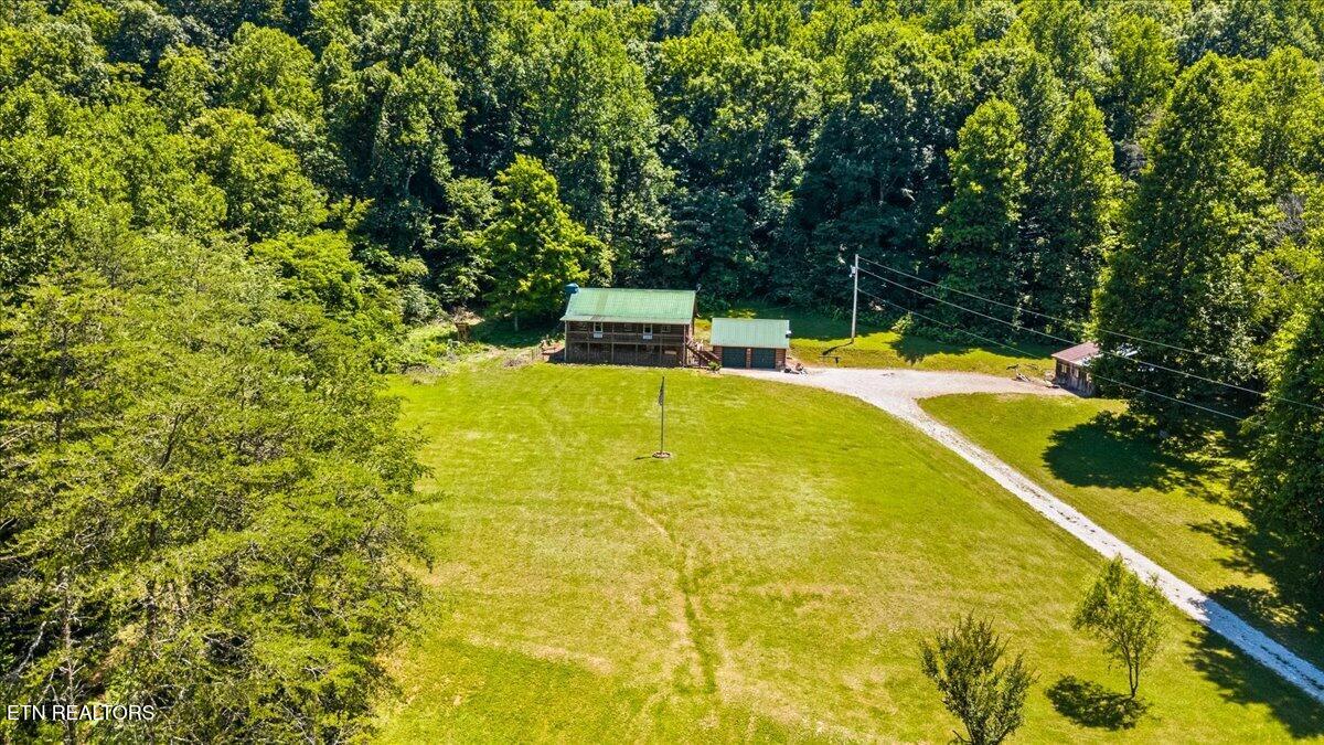 696 Young Rd, LaFollette