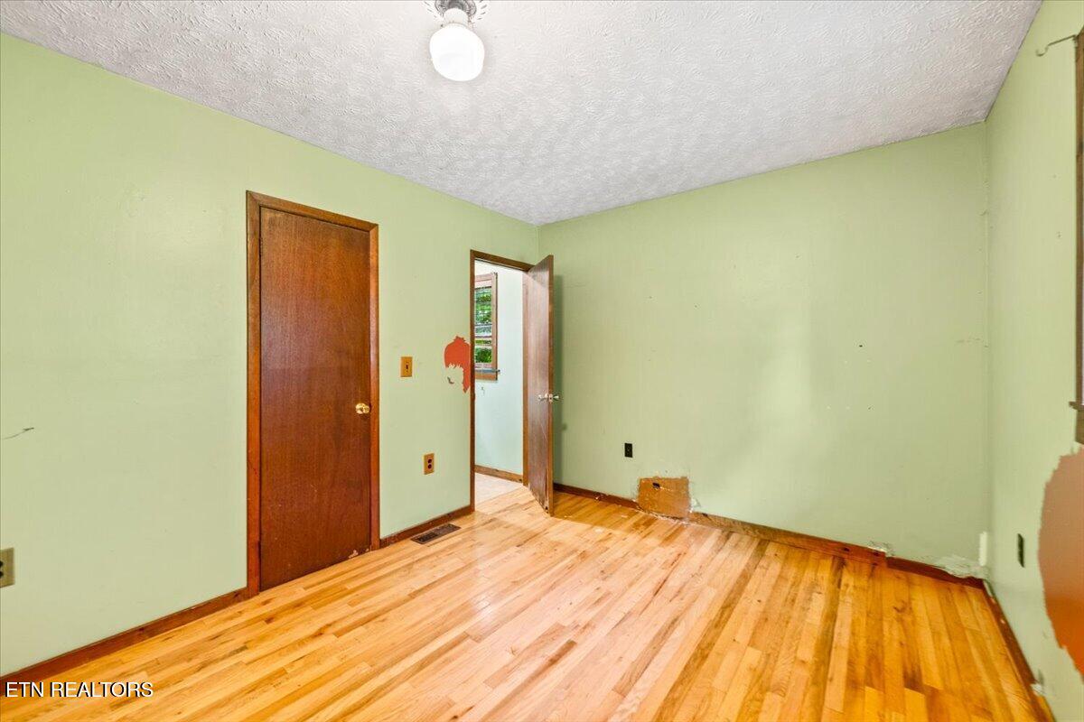 1173 Sand Cut Rd