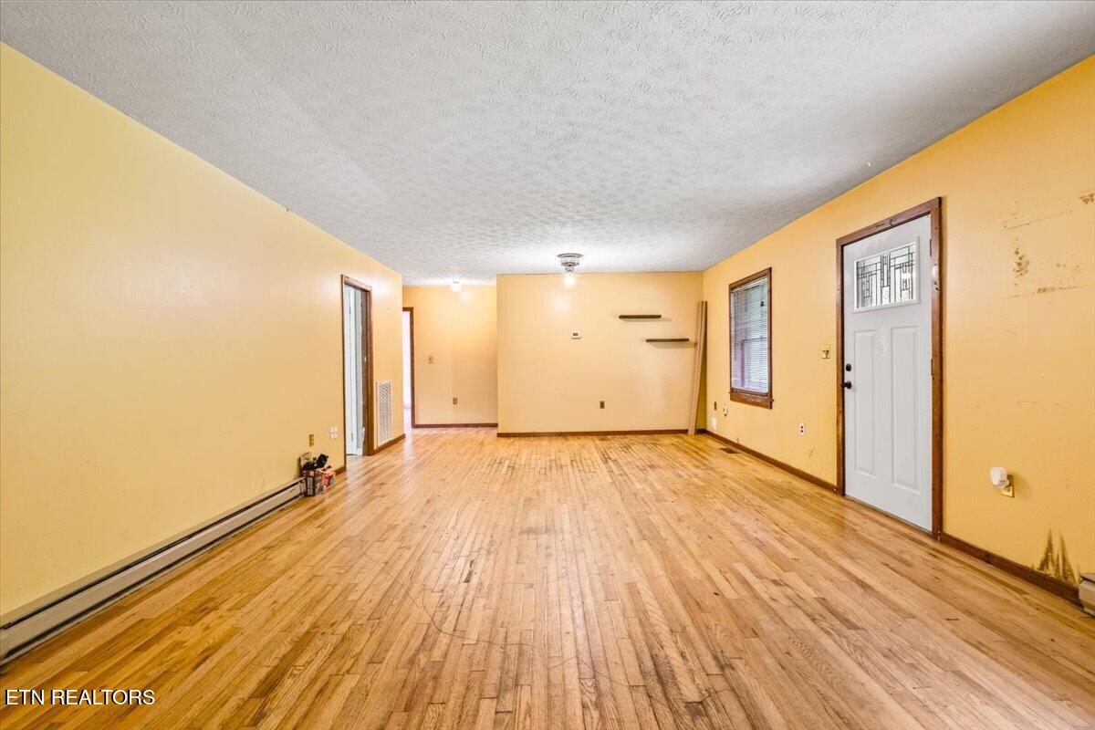 1173 Sand Cut Rd