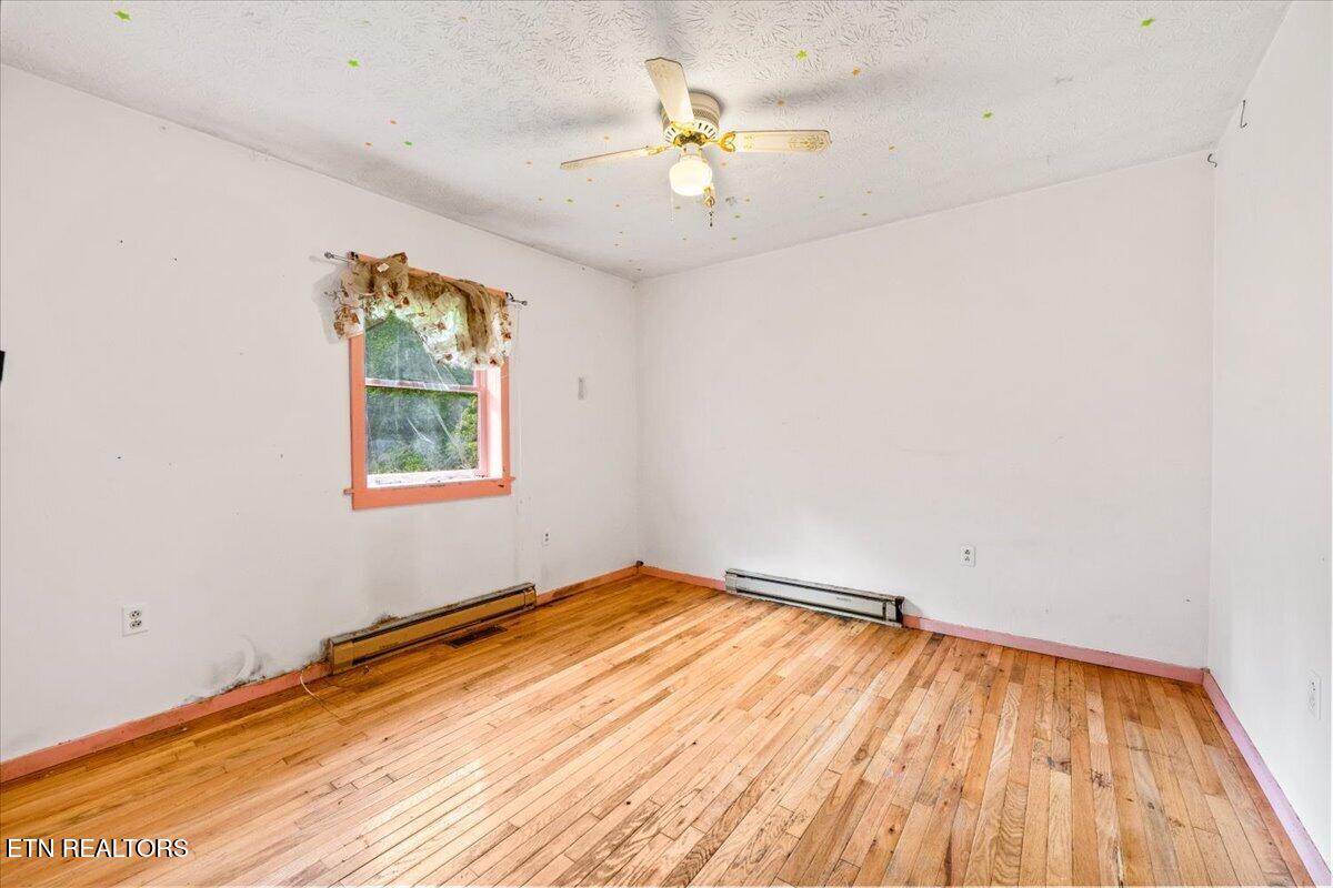 1173 Sand Cut Rd