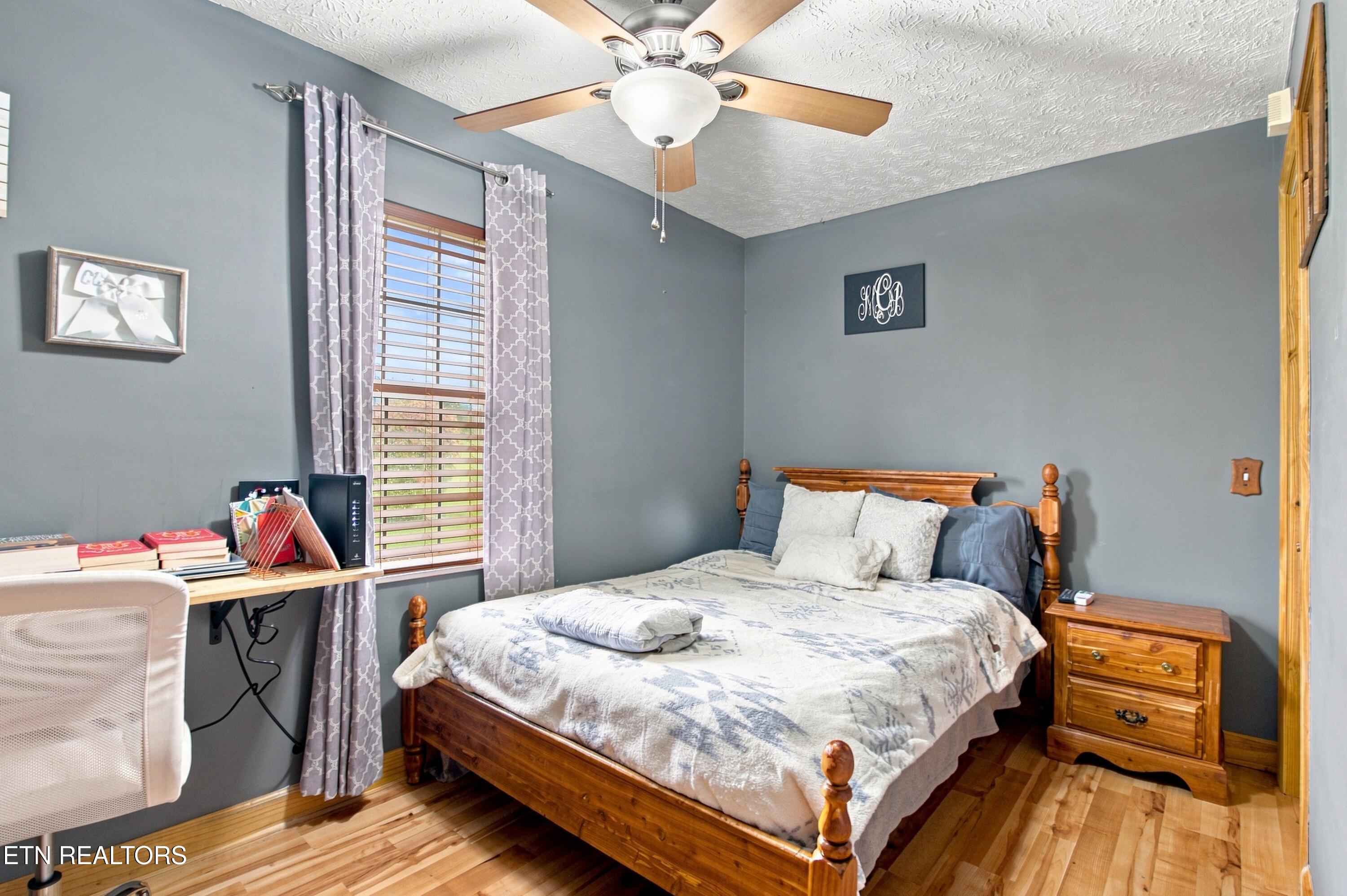 332 Holstein Drive, LaFollette
