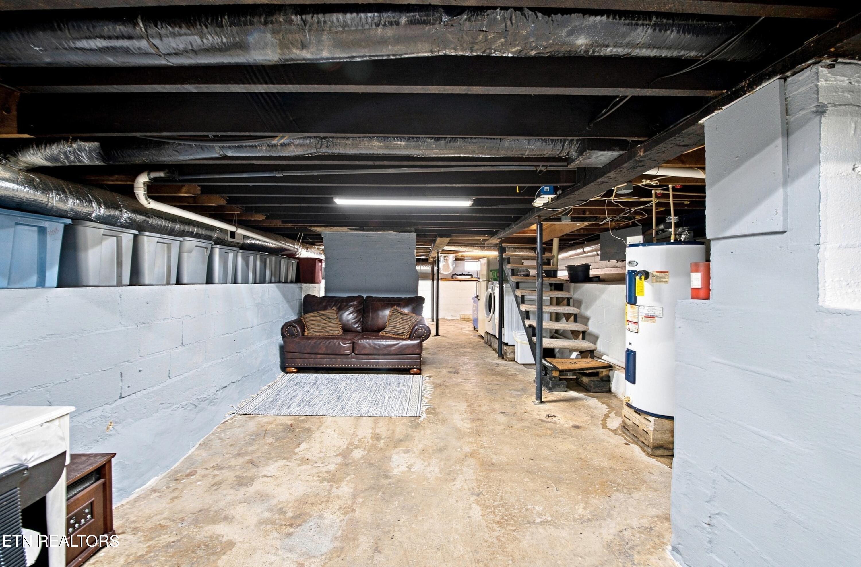 332 Holstein Drive, LaFollette