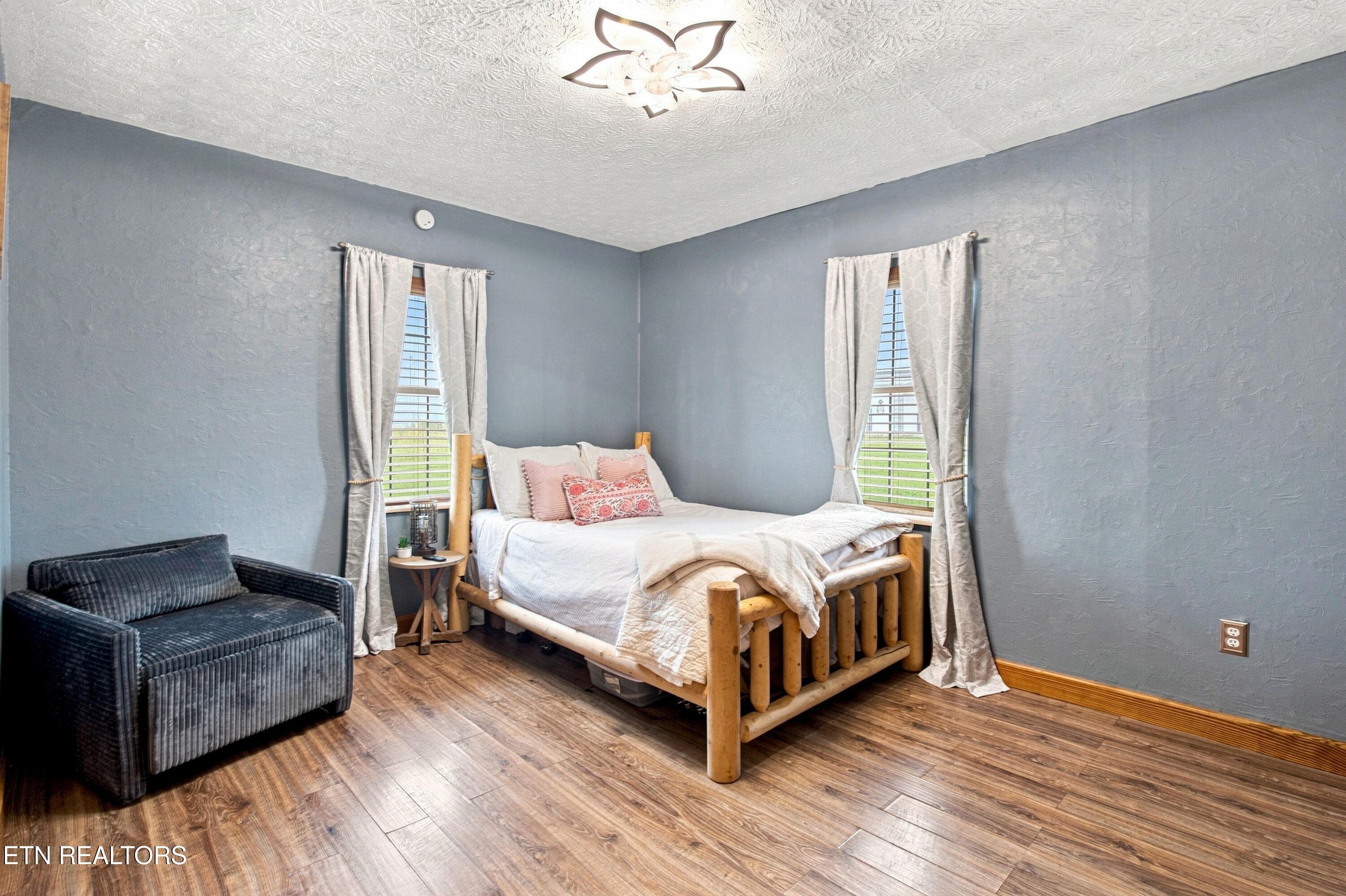 332 Holstein Drive, LaFollette
