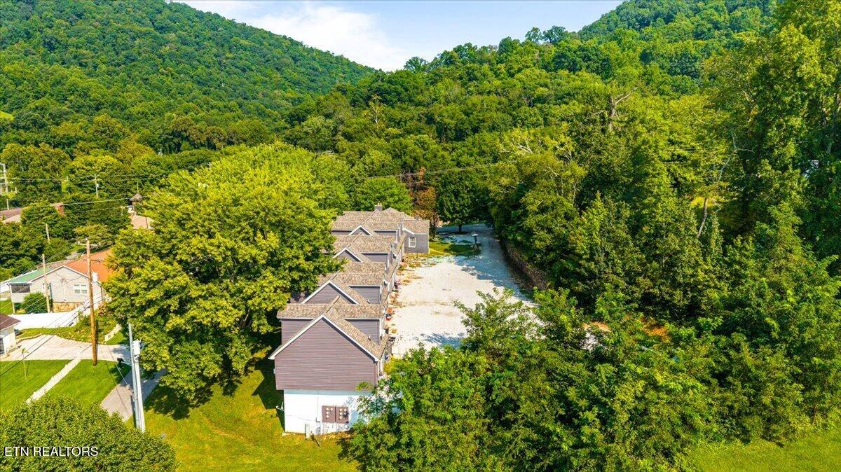 402 E Forrest St, LaFollette