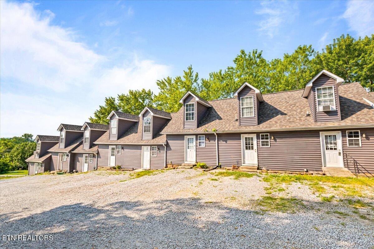 402 E Forrest St, LaFollette