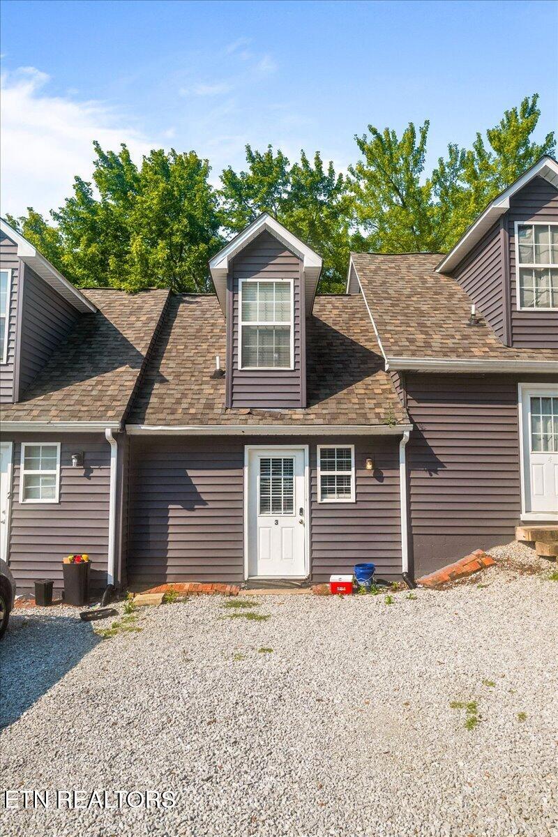 402 E Forrest St, LaFollette