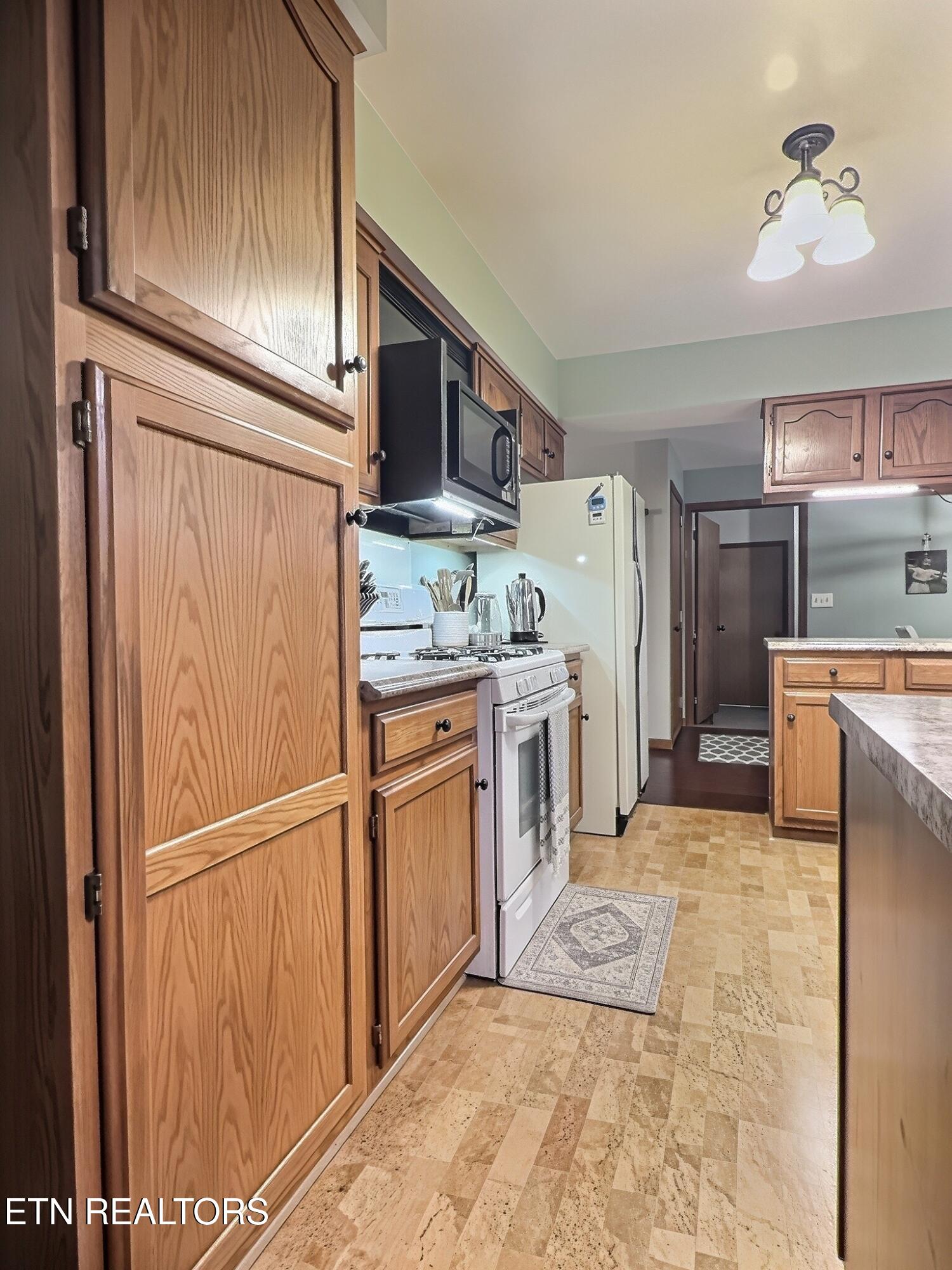 162 Mineral Springs Lane