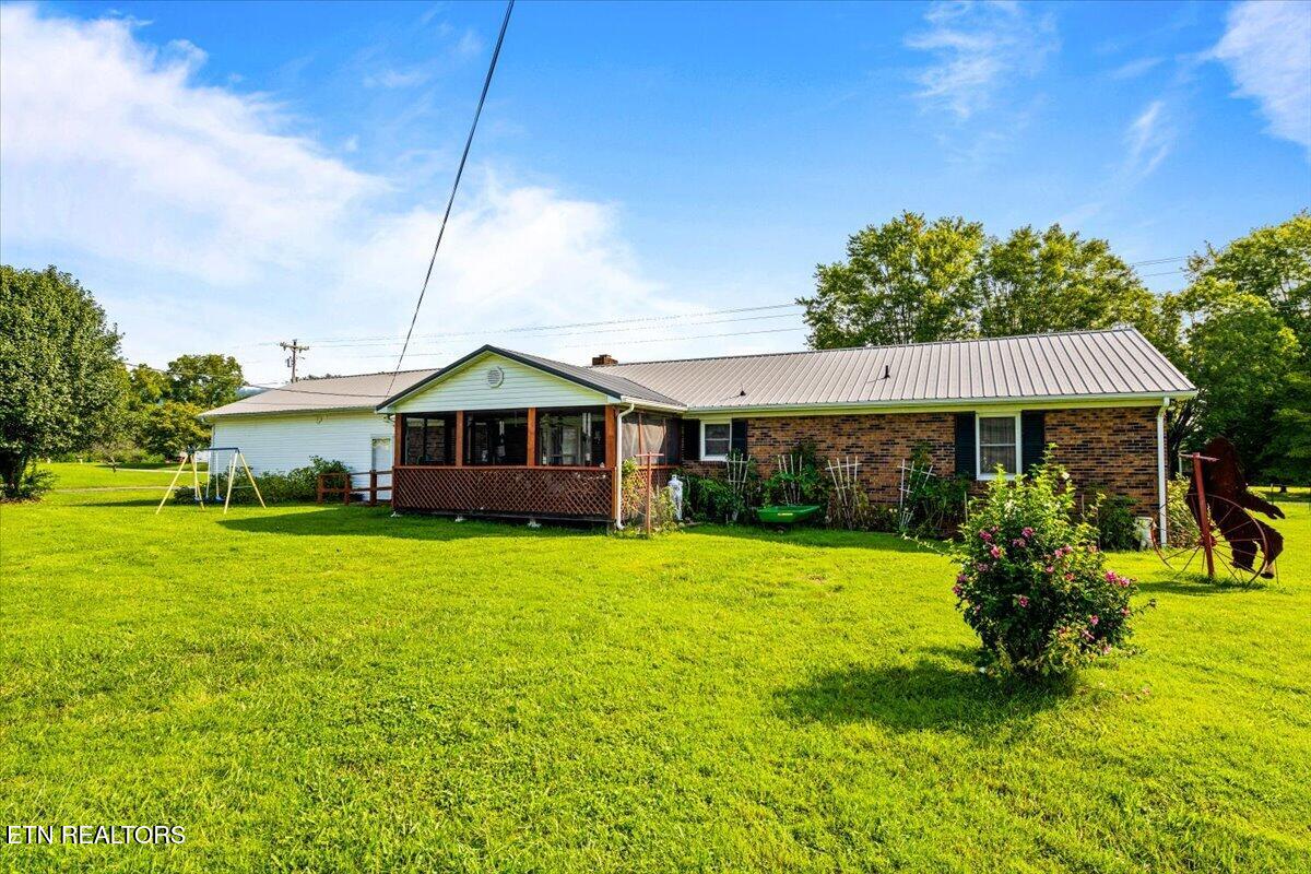 177 Thomas Rd