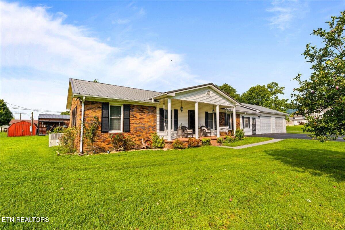 177 Thomas Rd