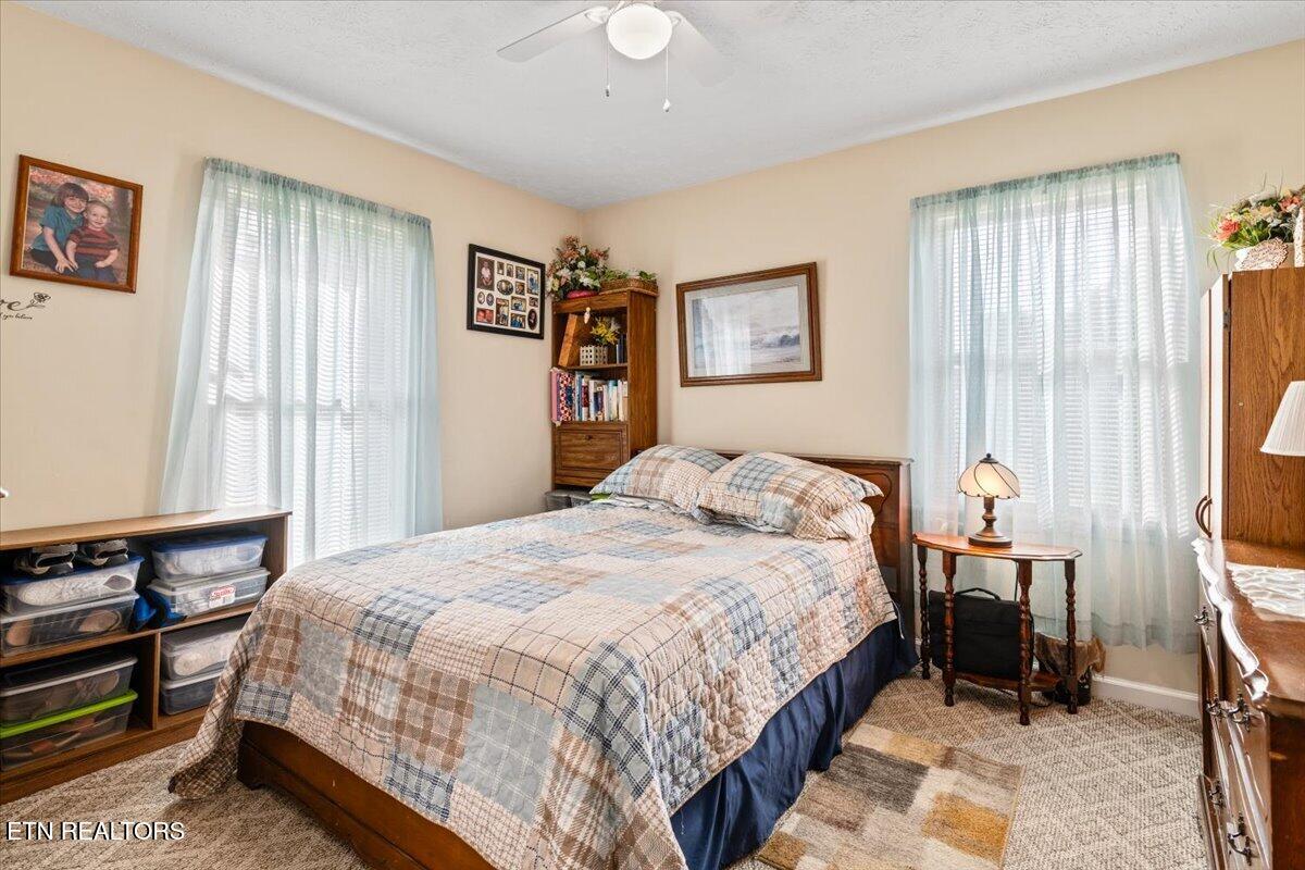 177 Thomas Rd