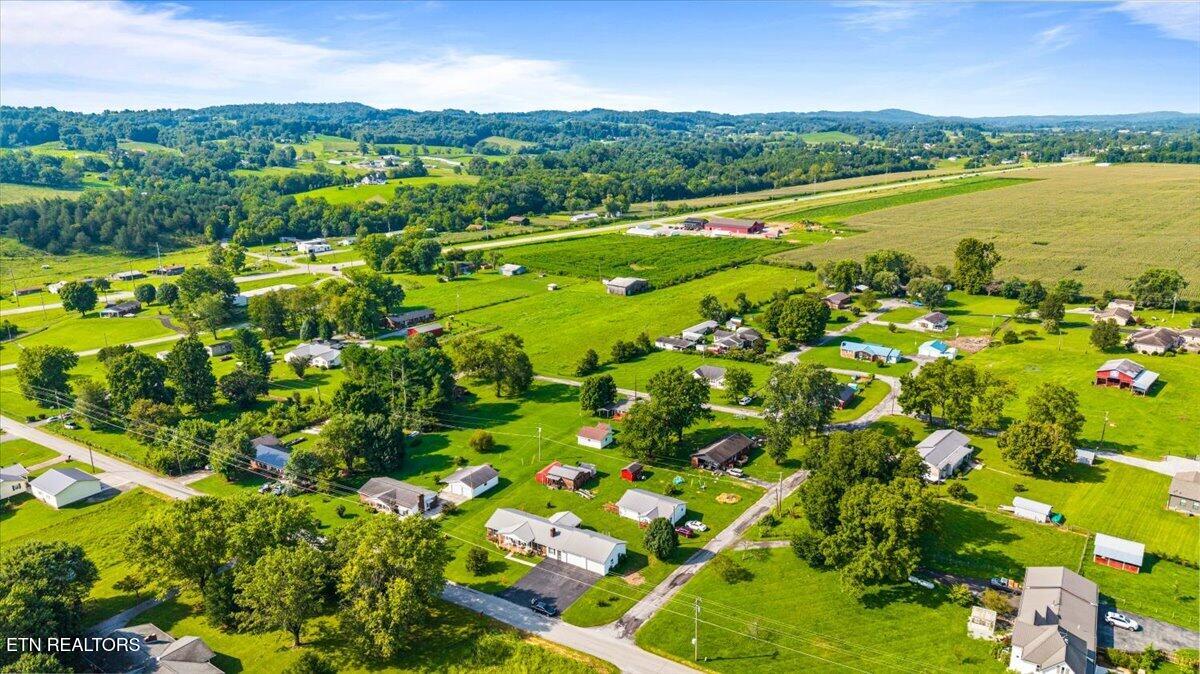 177 Thomas Rd