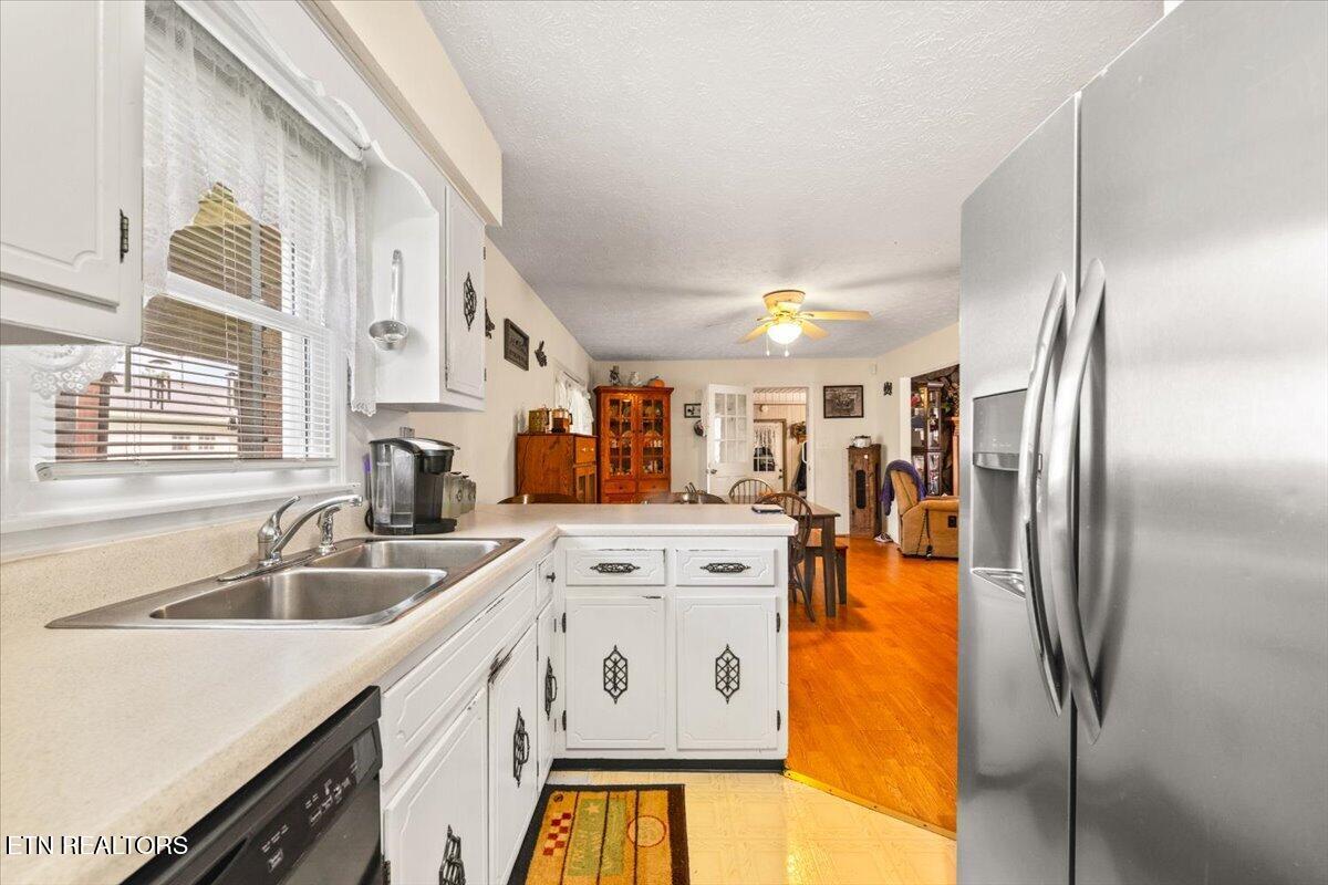 177 Thomas Rd