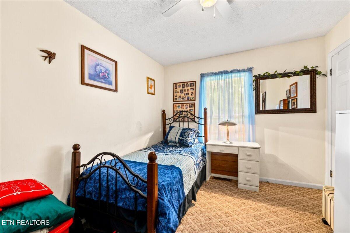 177 Thomas Rd