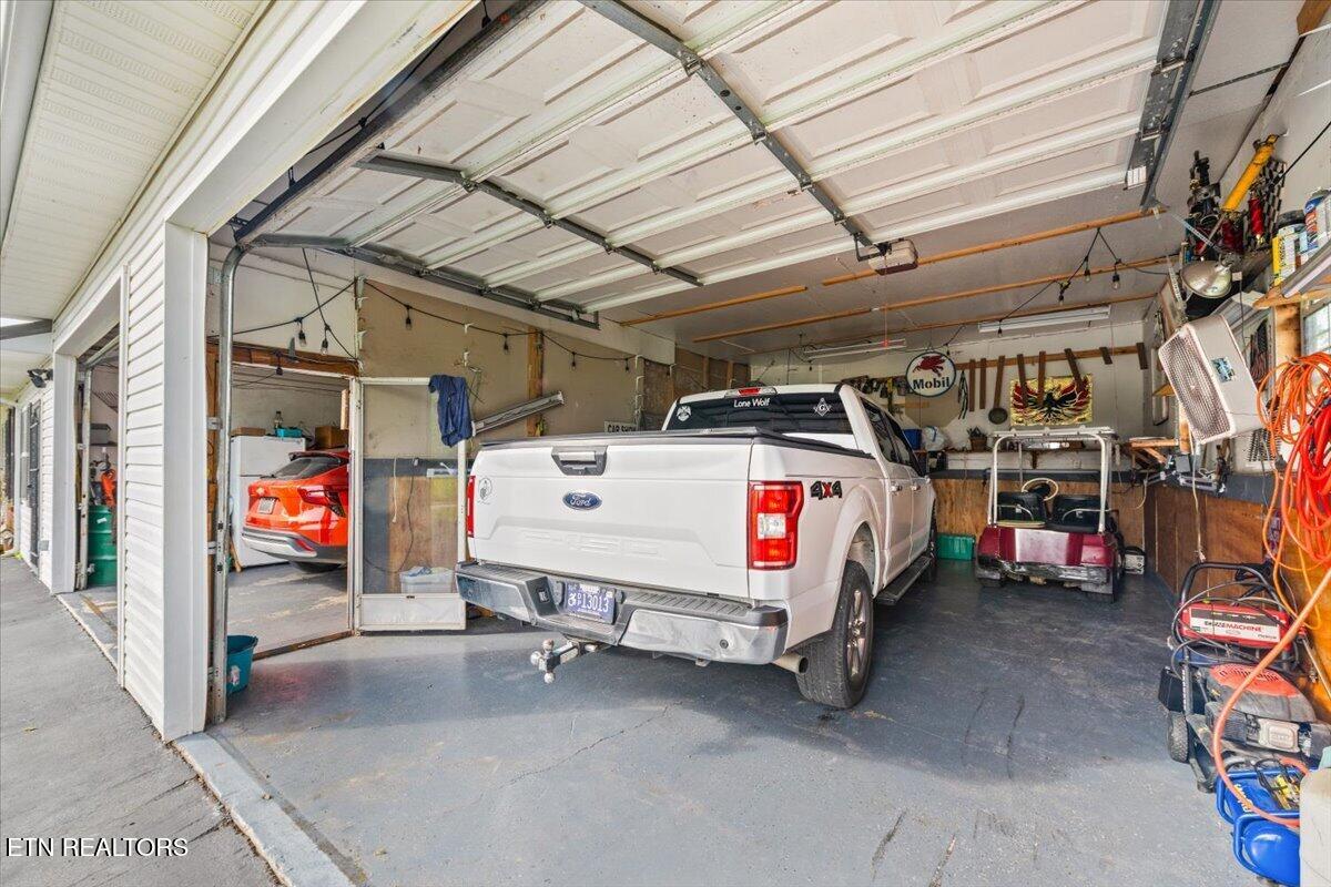 177 Thomas Rd