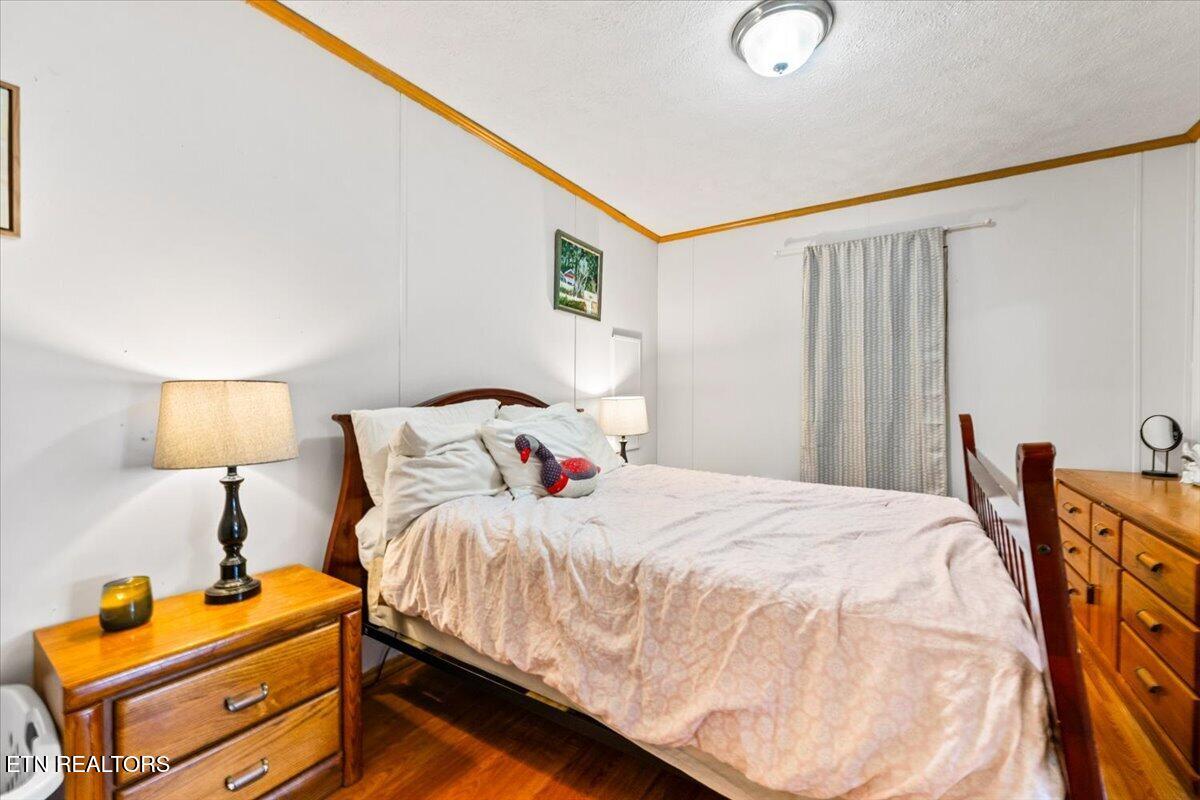 177 Thomas Rd
