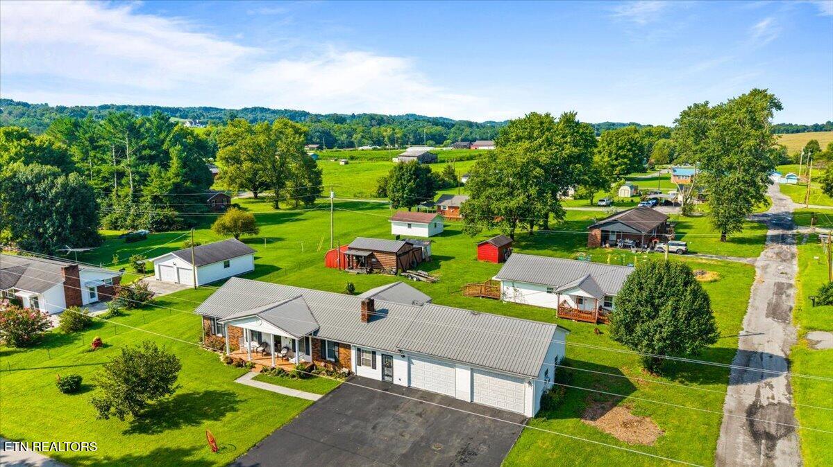 177 Thomas Rd