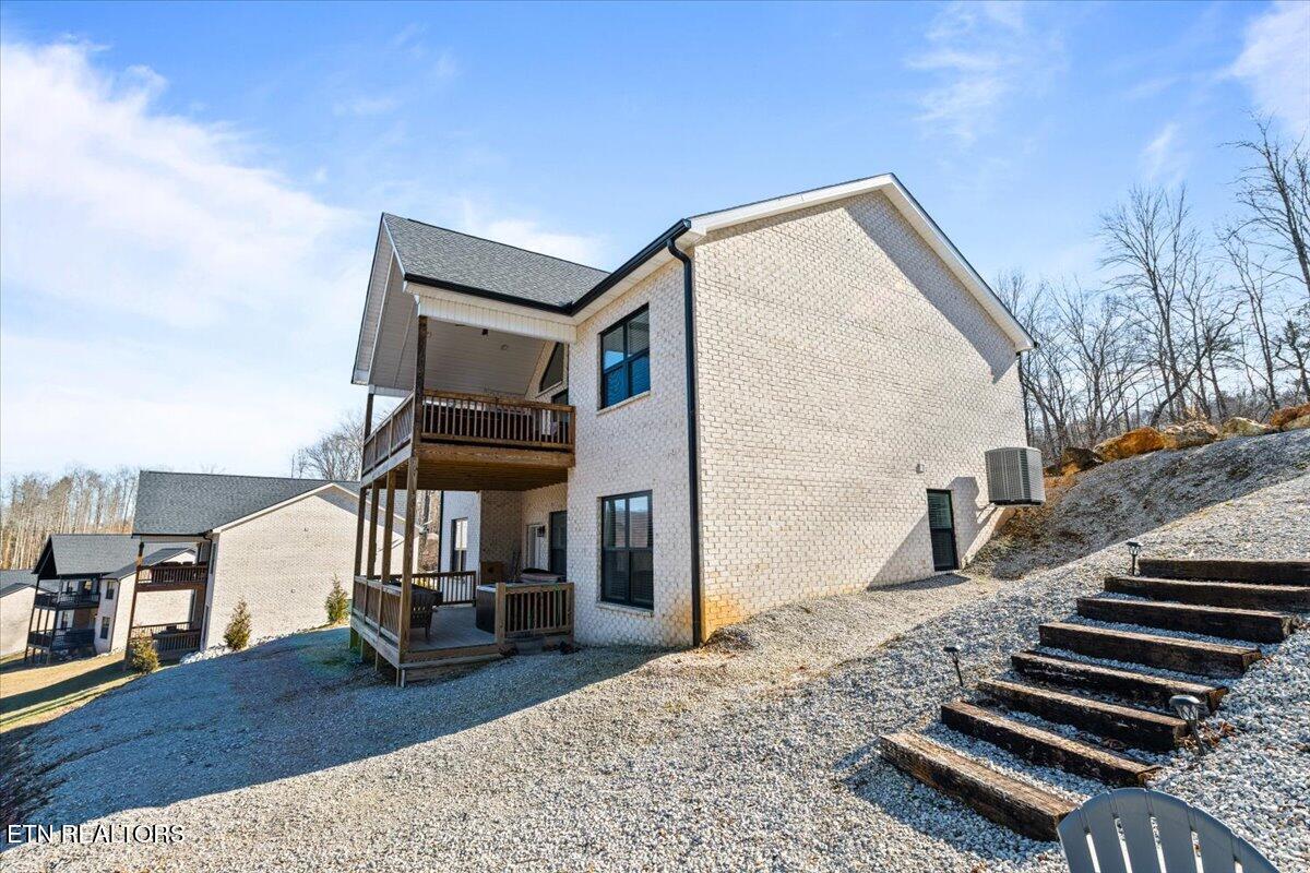 113 Pool Drive, LaFollette