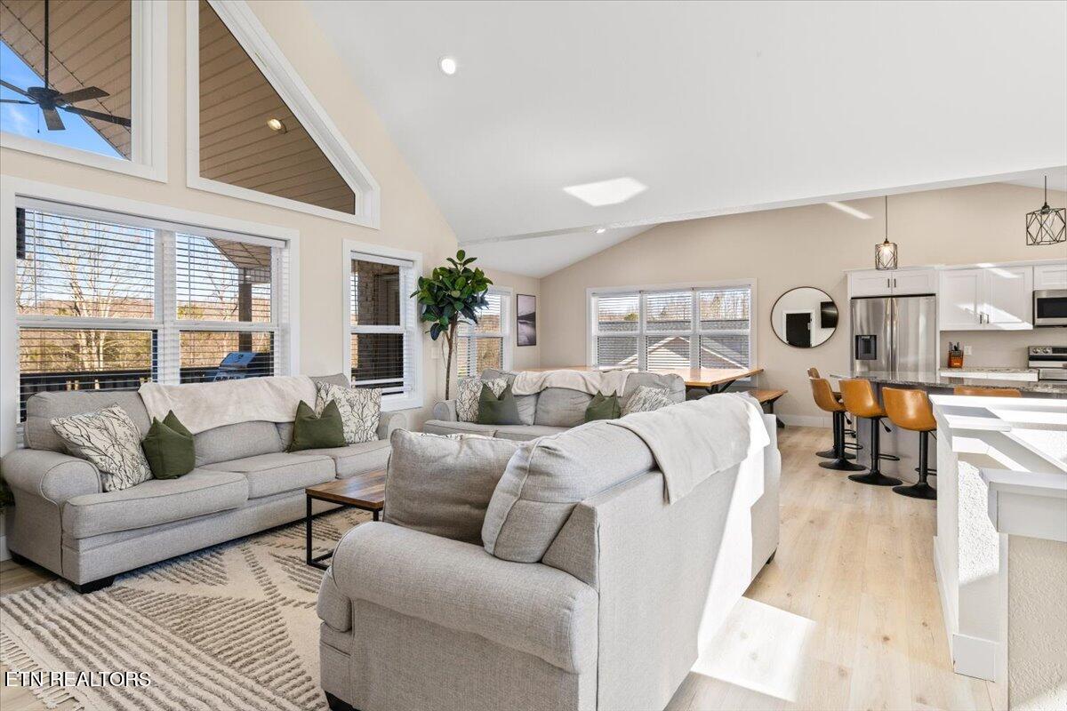 113 Pool Drive, LaFollette