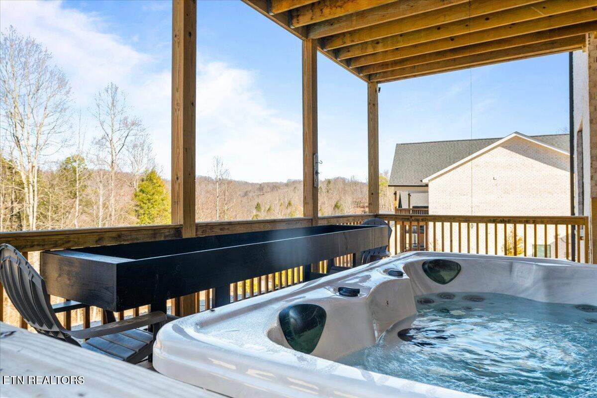 113 Pool Drive, LaFollette