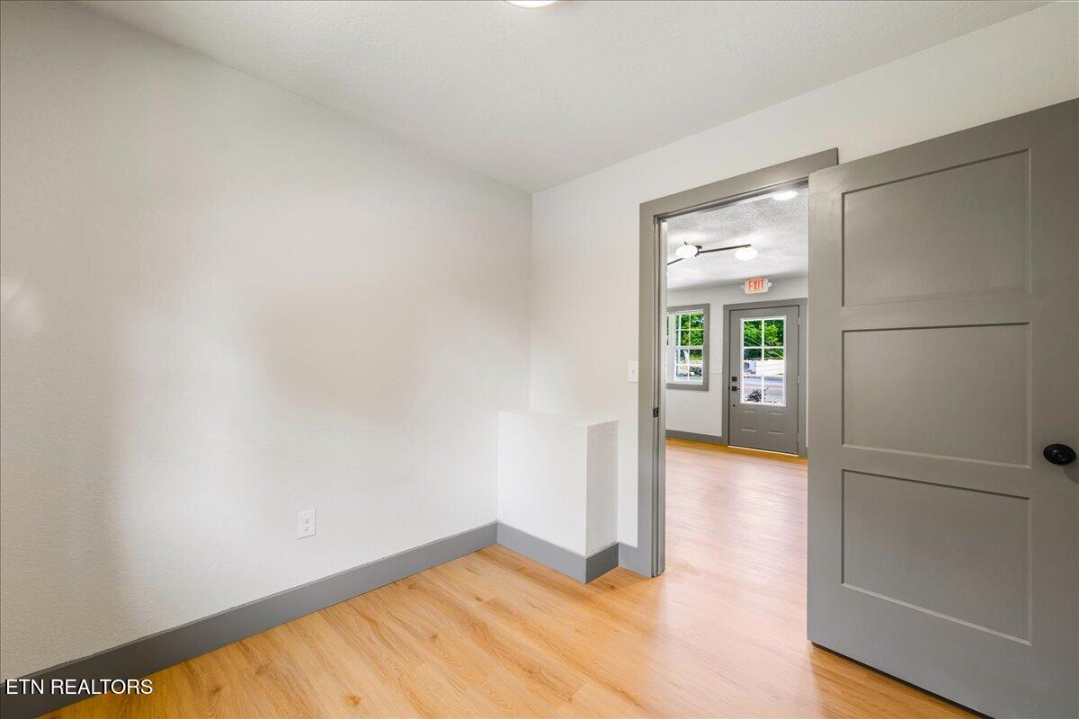 1320 Jacksboro Pike 1, LaFollette Unit: 1