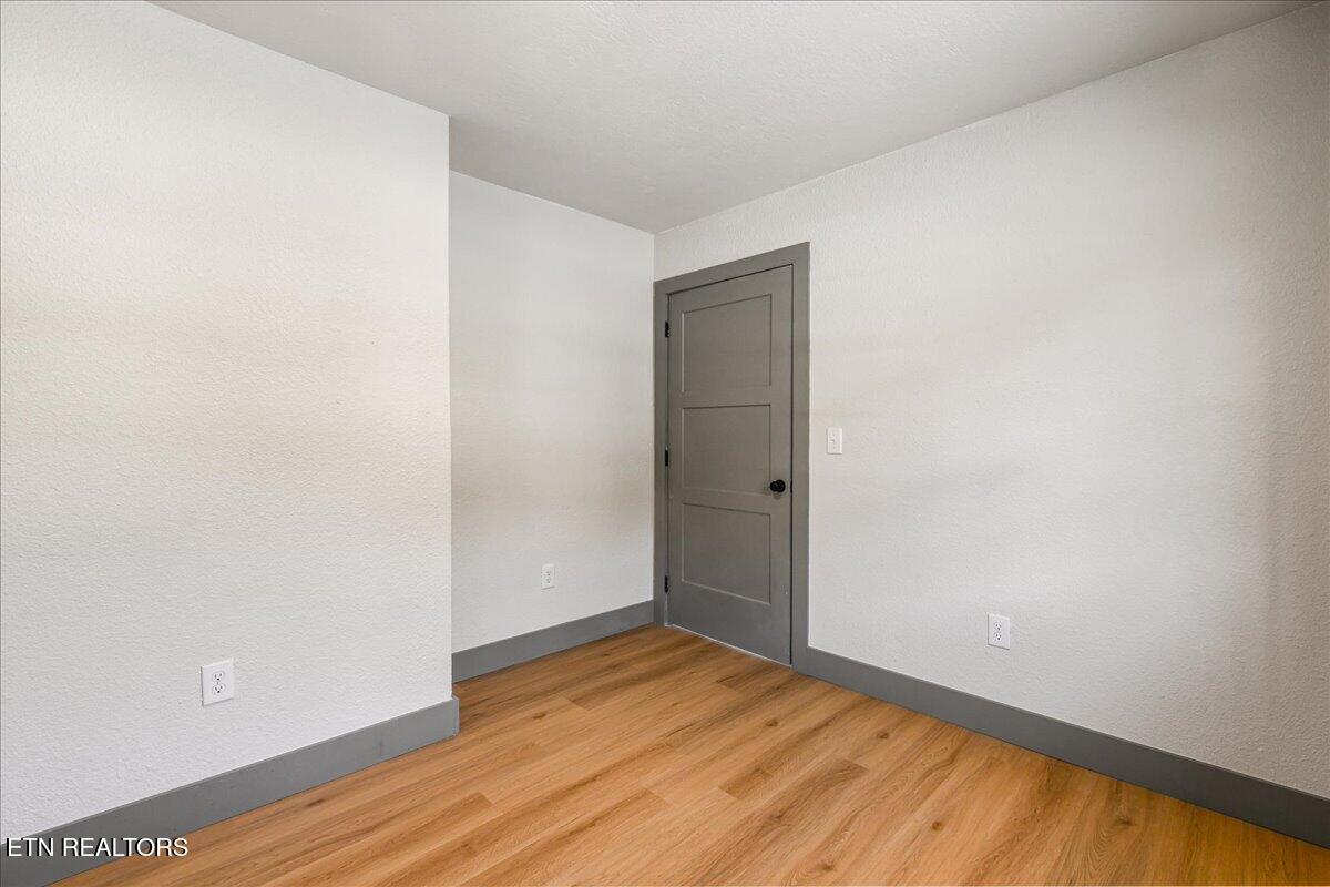 1320 Jacksboro Pike 1, LaFollette Unit: 1