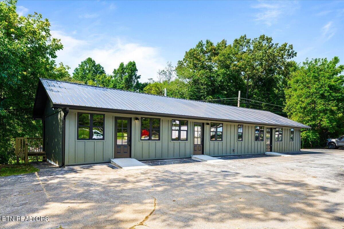 1320 Jacksboro Pike 1, LaFollette Unit: 1