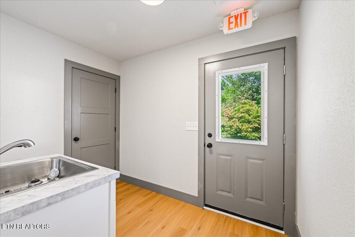 1320 Jacksboro Pike 1, LaFollette Unit: 1