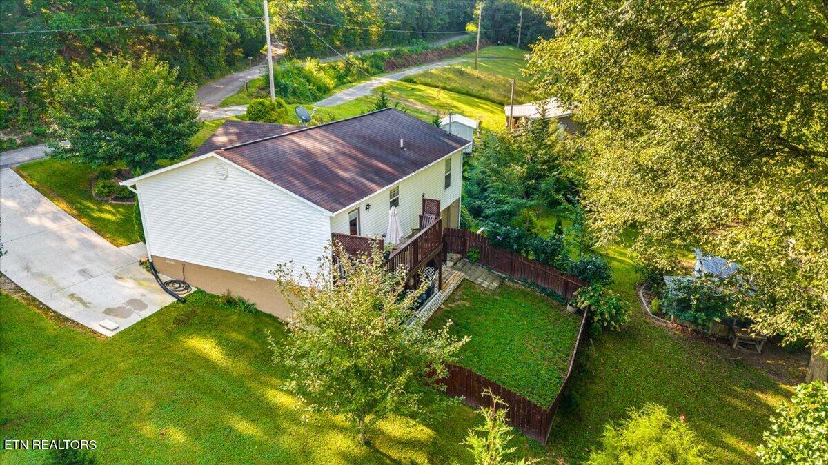 124 Mac Ivey Lane, LaFollette