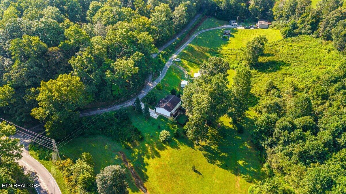 124 Mac Ivey Lane, LaFollette