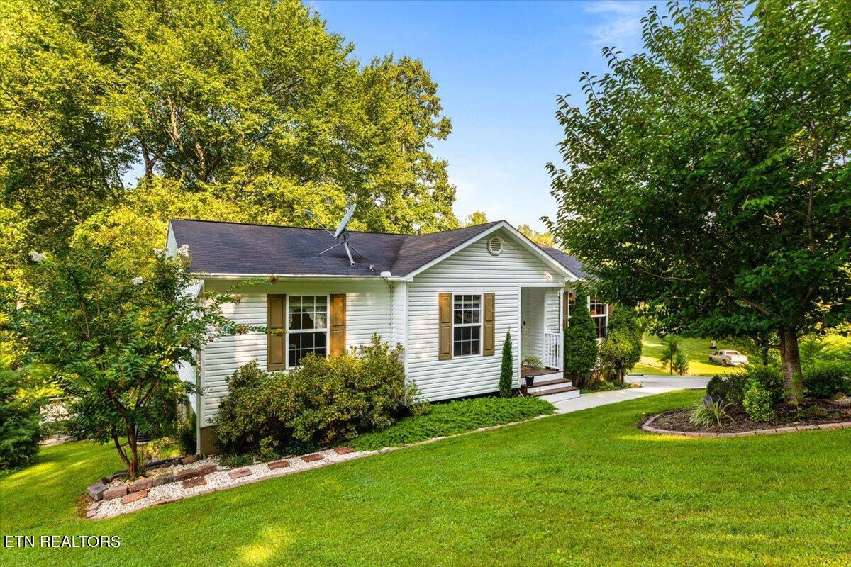 124 Mac Ivey Lane, LaFollette