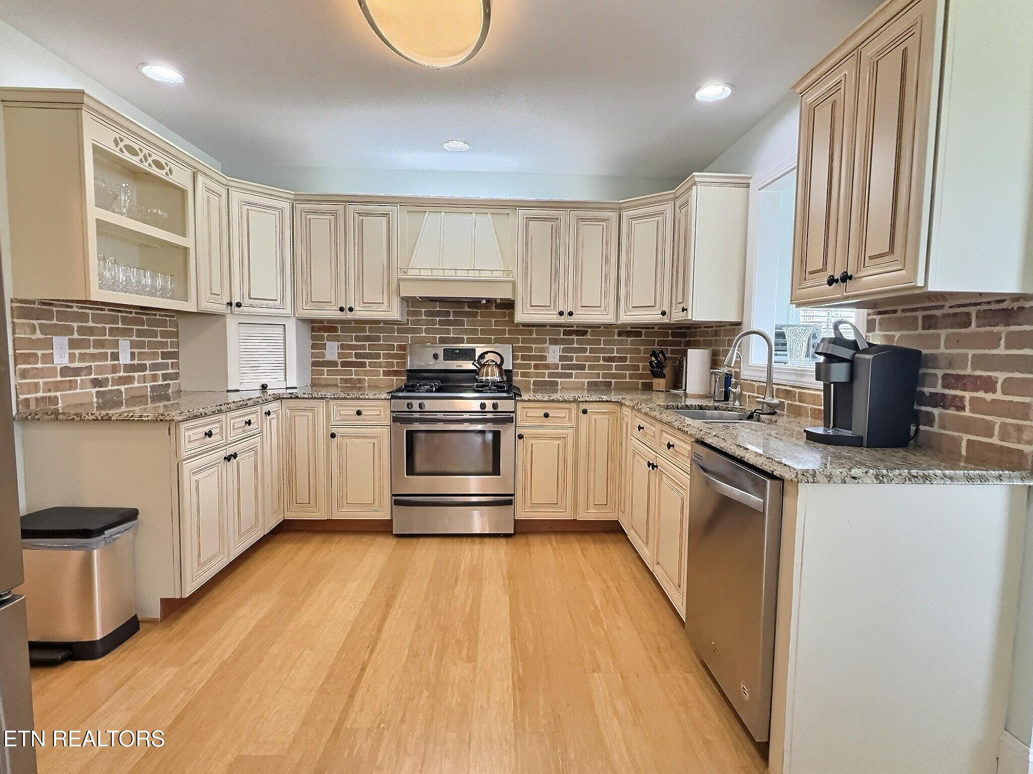 430 Bluff Trace