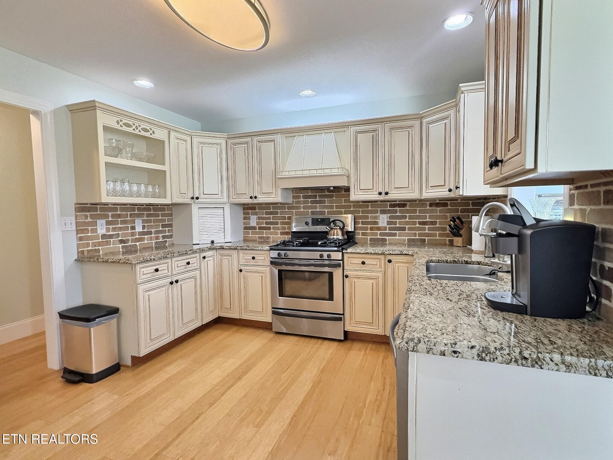 430 Bluff Trace