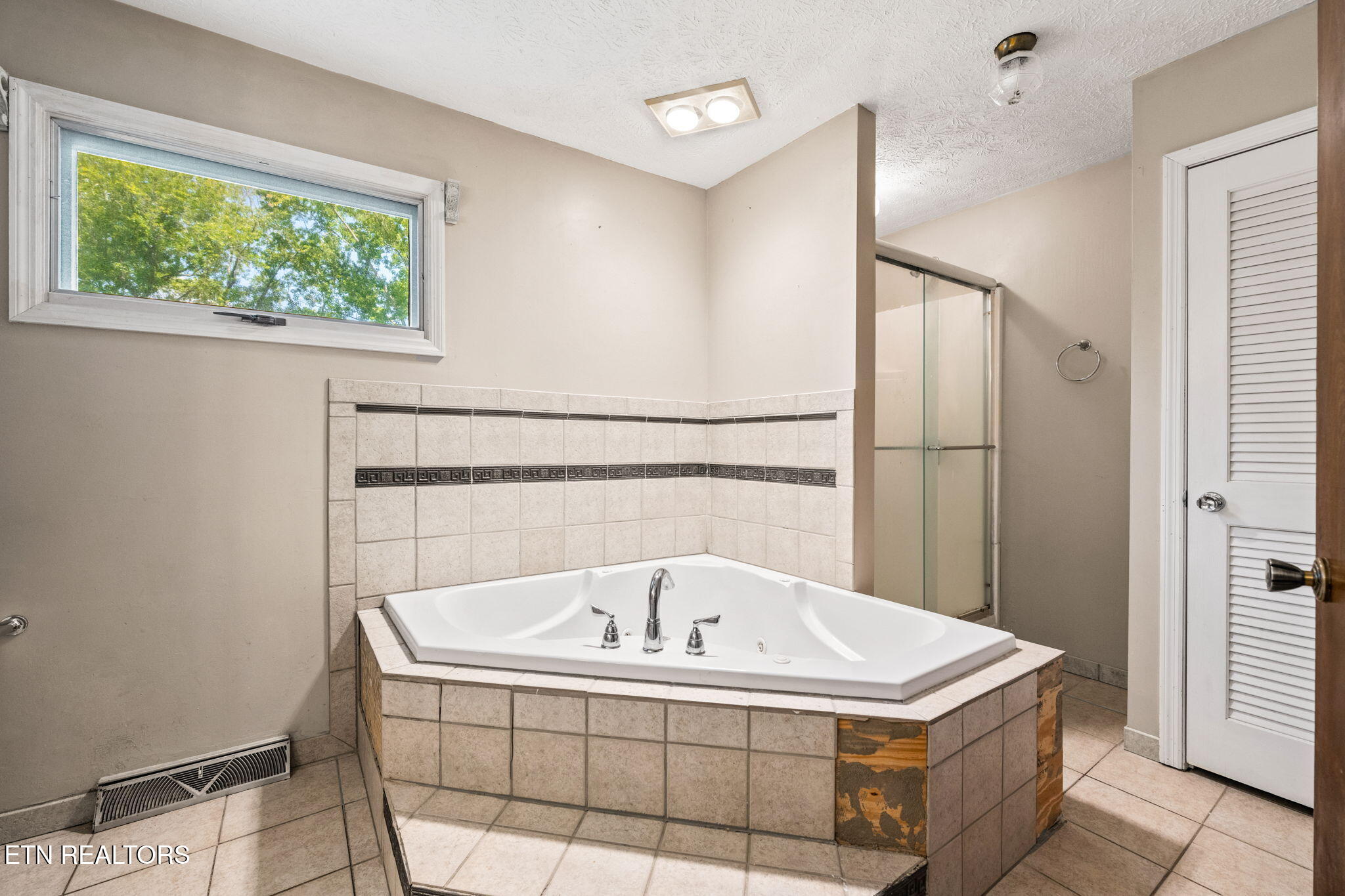 505 Claiborne Rd, LaFollette