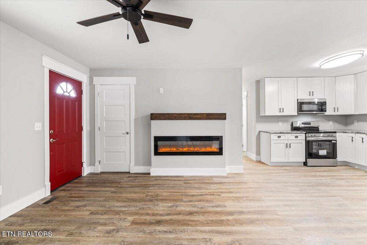 107 Azalea Lane 1