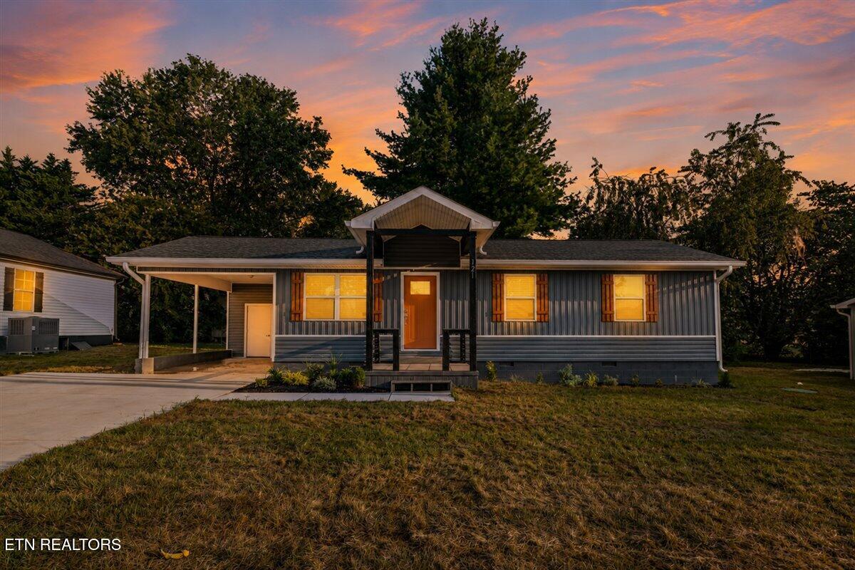 121 Azalea Lane 3