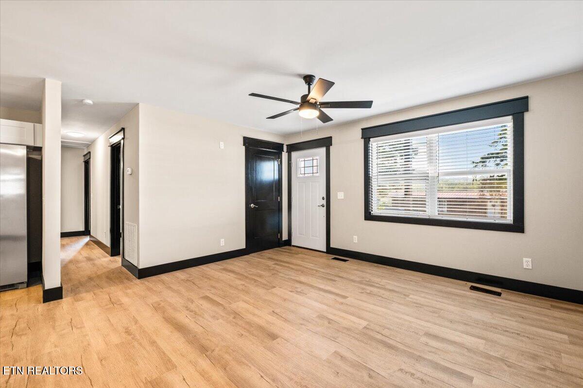 121 Azalea Lane 3