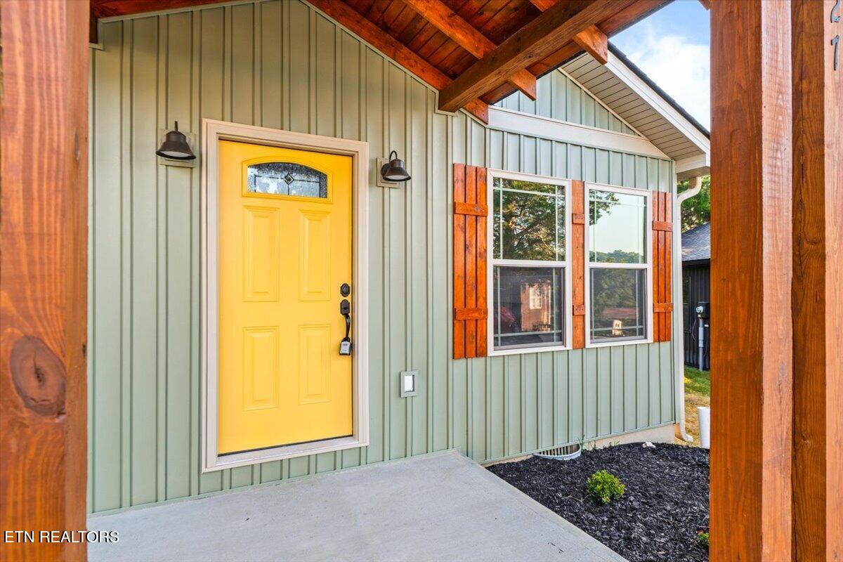 127 Azalea Lane 4