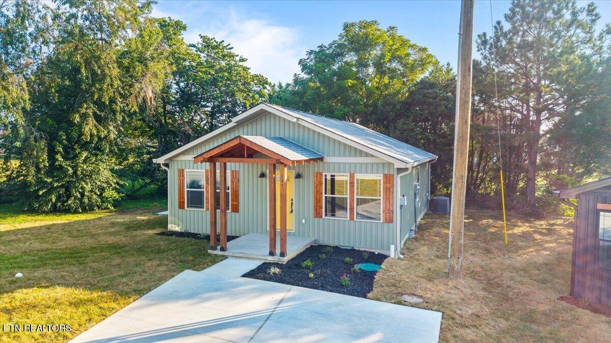 127 Azalea Lane 4