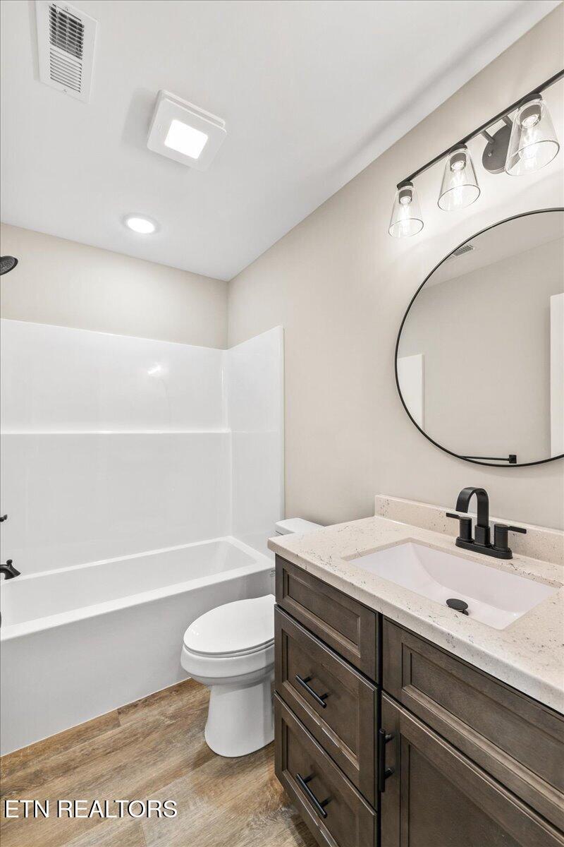 127 Azalea Lane 4