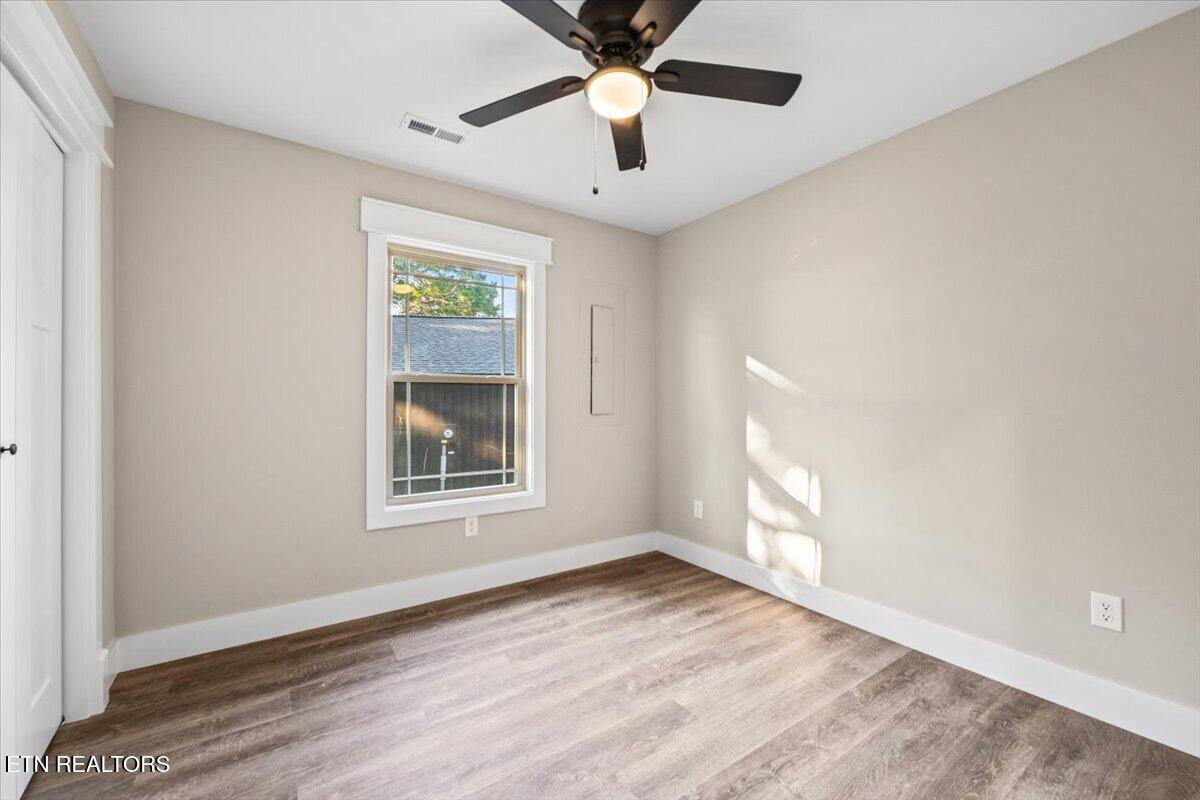 127 Azalea Lane 4