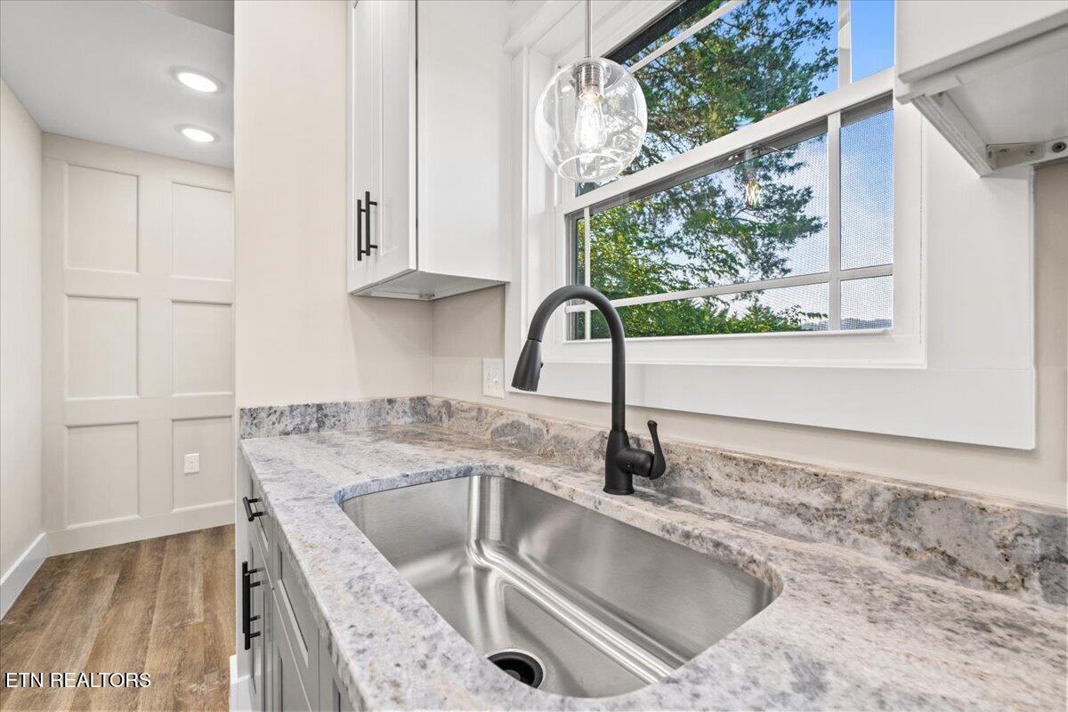 130 Azalea Lane 5