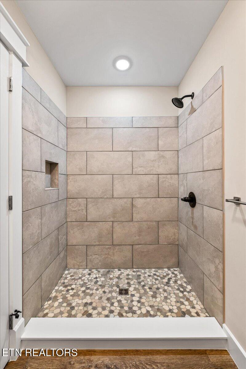 130 Azalea Lane 5