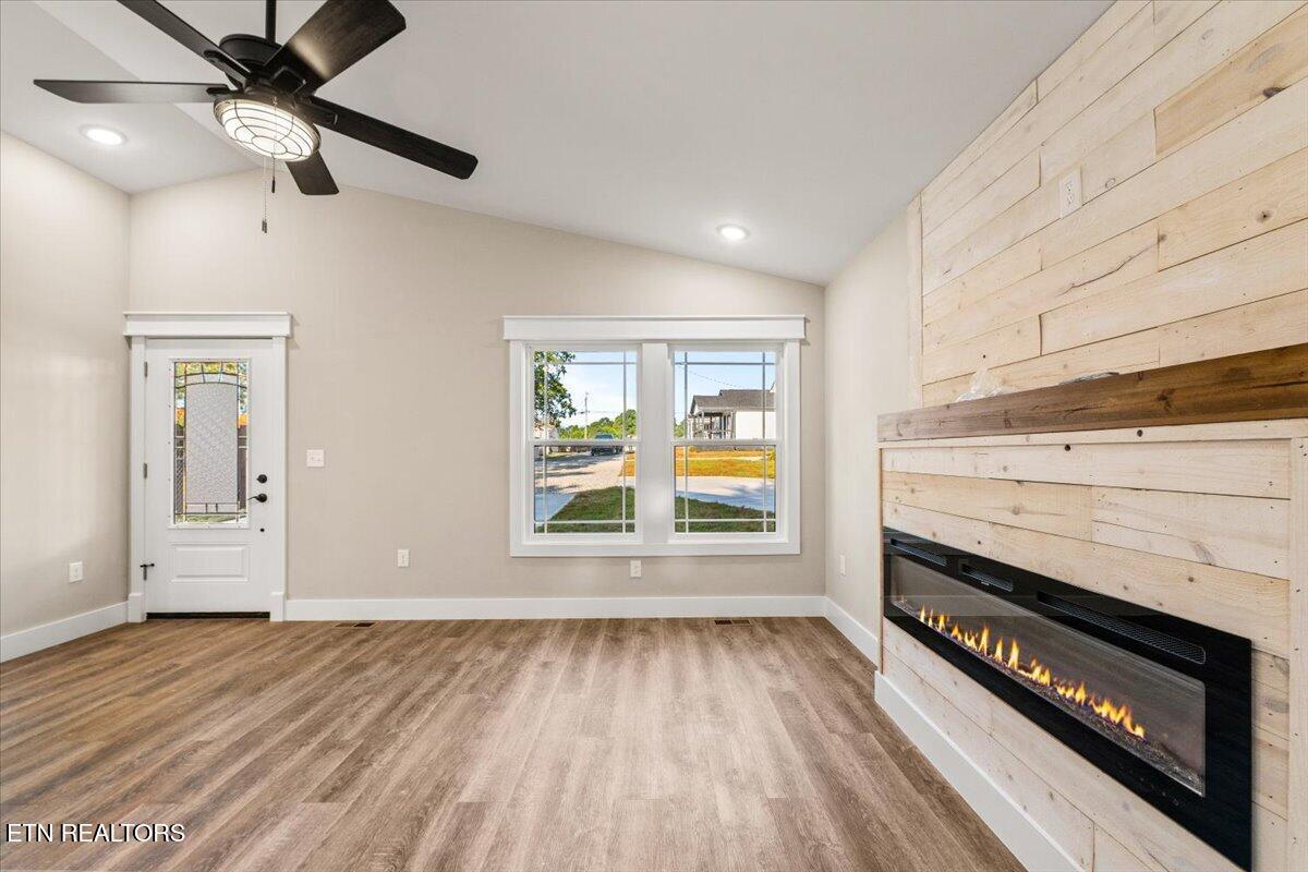130 Azalea Lane 5