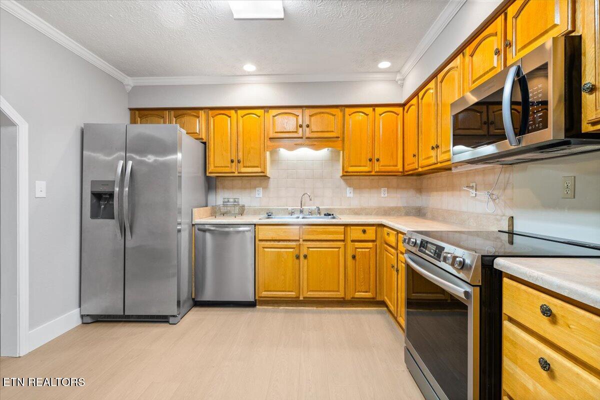 219 W Bowman Circle, LaFollette