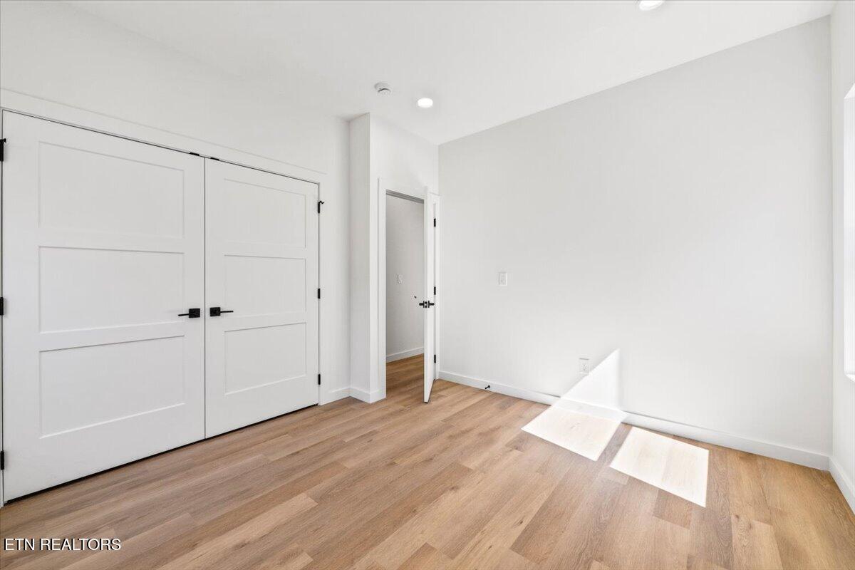 400 Plaza St